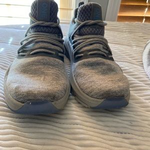 Sketchers Air cooled gray sneakers